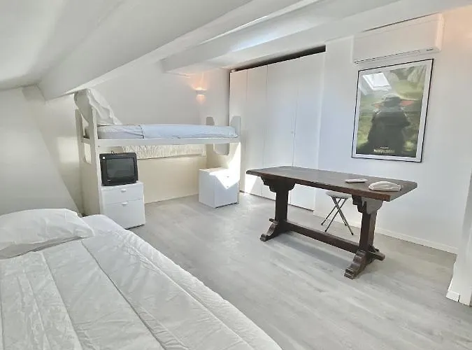 Serbes Floor شقة *